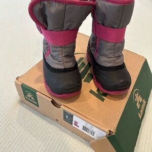 Kamik Toddler Snowbug 5 Gray and Pink Boots